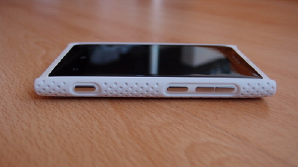 Nokia Lumia 800 originální kryt