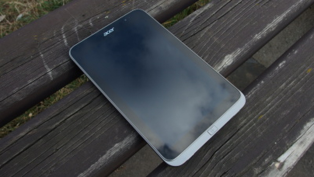 Acer Iconia W4 vs. Lenovo Miix 8 2