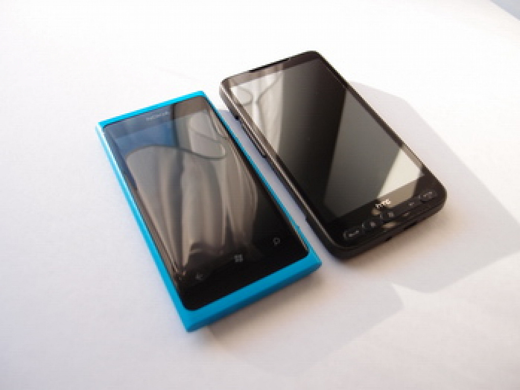 Nokia Lumia 800