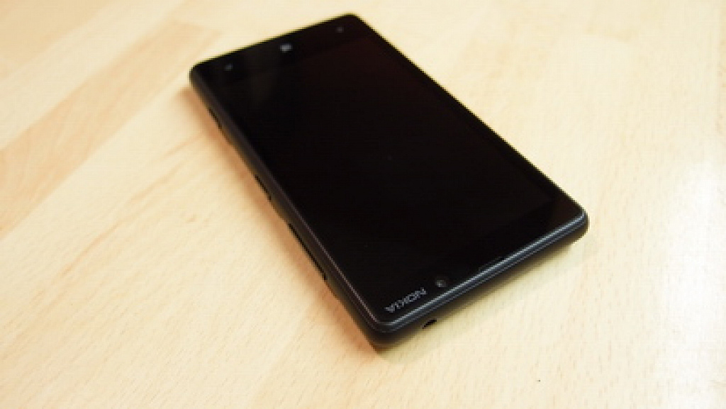 Nokia Lumia 820