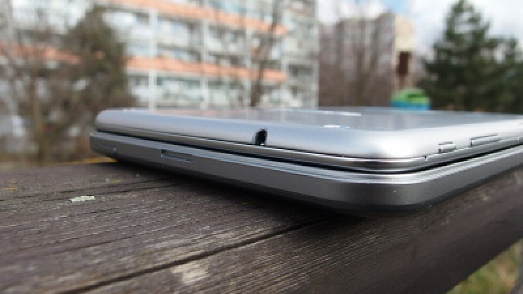 Acer Iconia W4 vs. Lenovo Miix 8 2