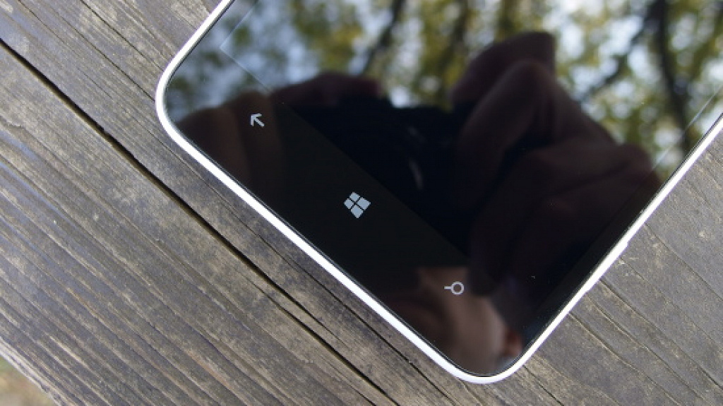 Nokia Lumia 1320 vs. 1520