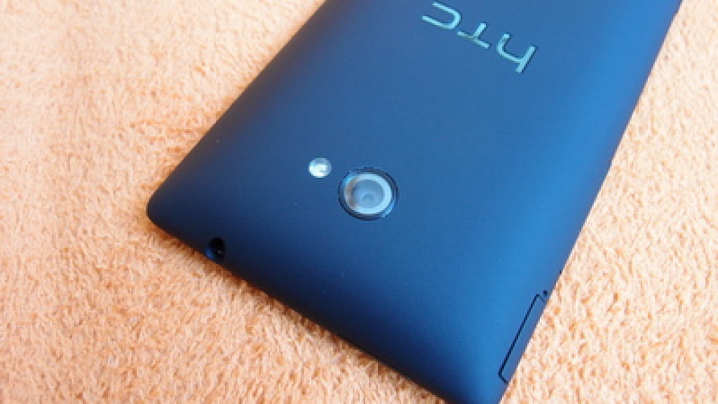 HTC 8X