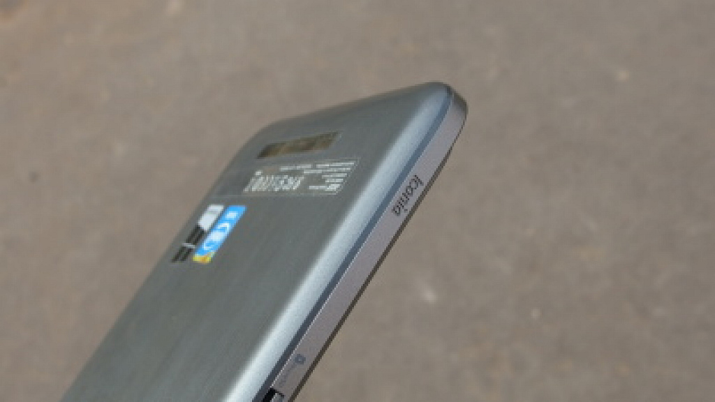 Acer Iconia W4 vs. Lenovo Miix 8 2