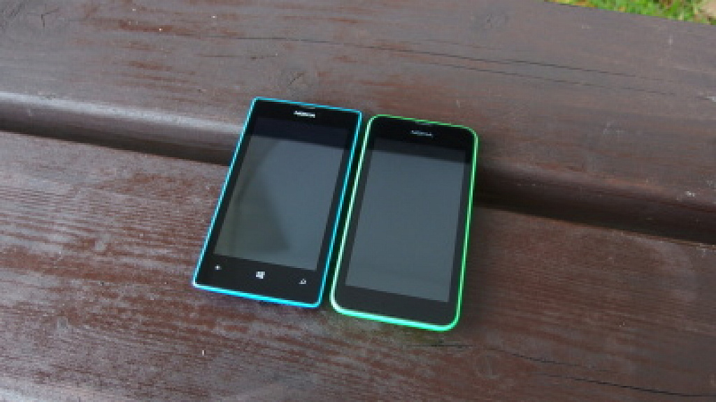 Nokia Lumia 520 vs. 530