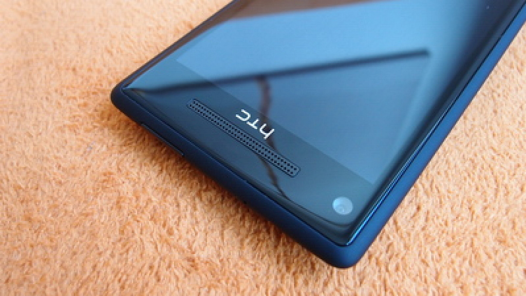 HTC 8X
