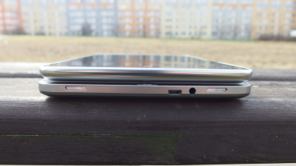 Acer Iconia W4 vs. Lenovo Miix 8 2