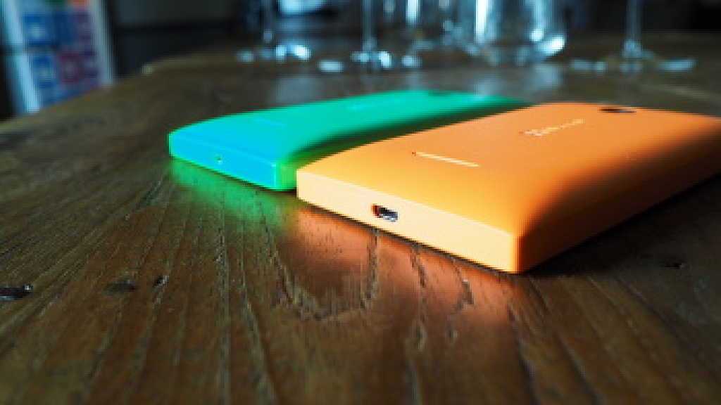 Nokia Lumia 435 a 532