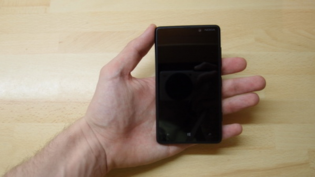 Nokia Lumia 820