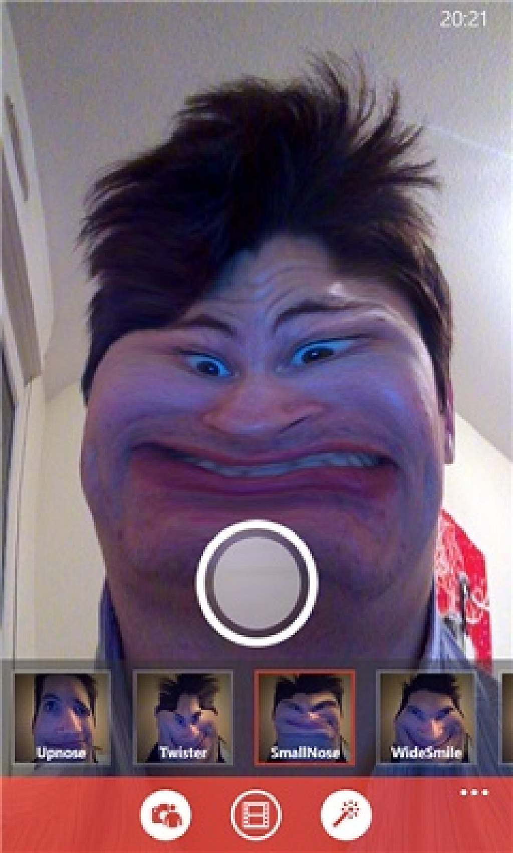 Warp Photo Booth