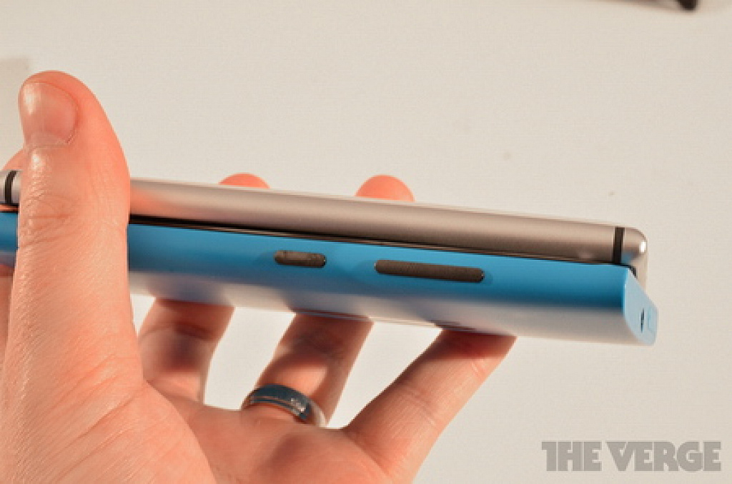 Nokia Lumia 925 vs. Lumia 920