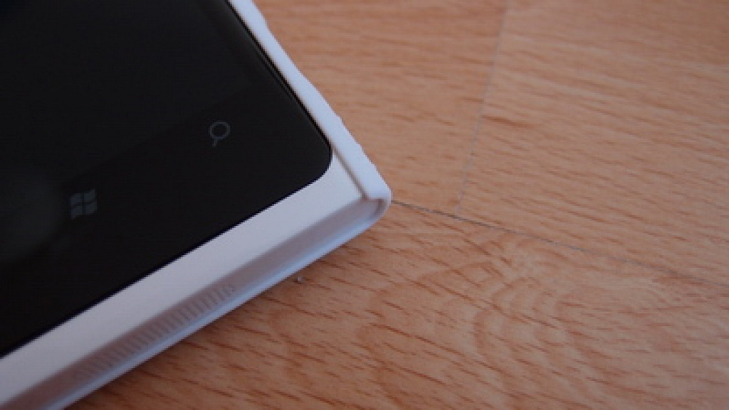 Nokia Lumia 800 originální kryt
