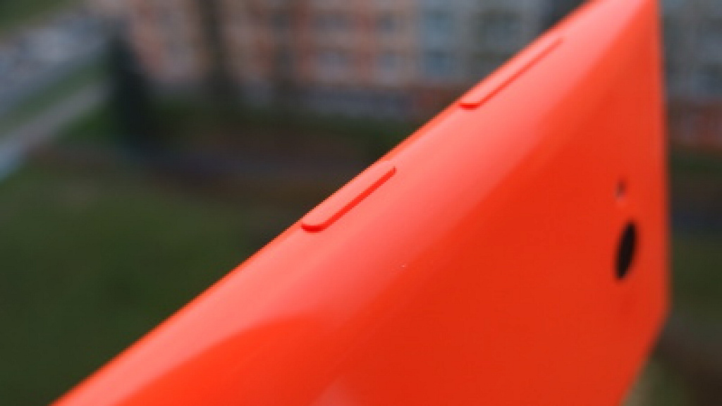 Nokia Lumia 735