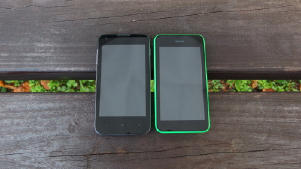Prestigio MultiPhone 8400 Duo vs. Nokia Lumia 530 Dual