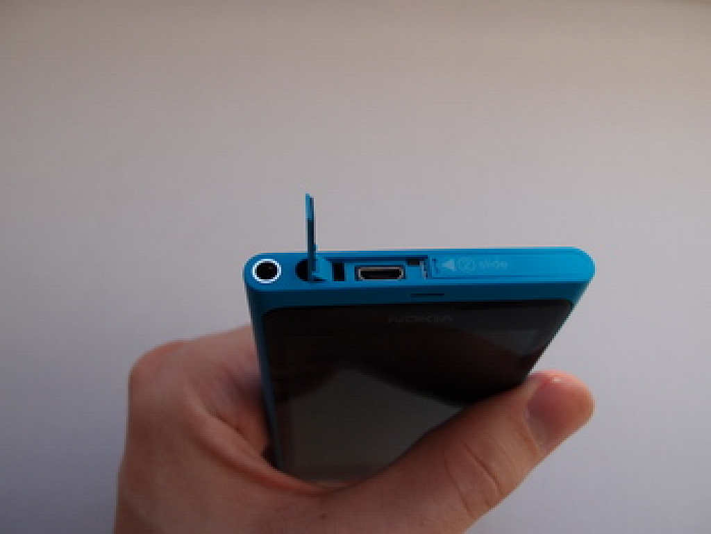 Nokia Lumia 800