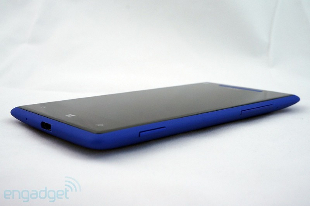 HTC 8X