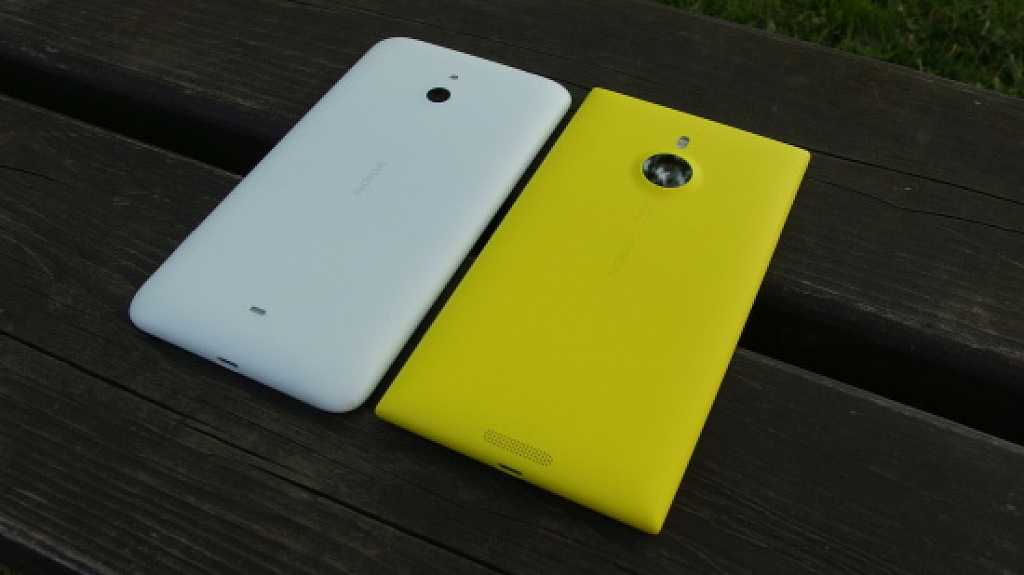 Nokia Lumia 1320 vs. 1520