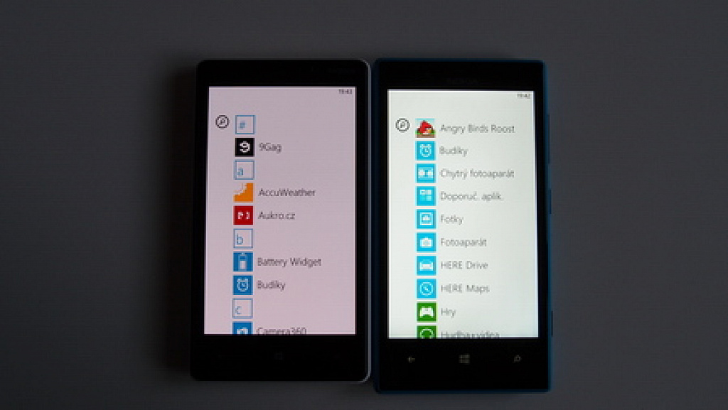 Nokia Lumia 720 vs. 820