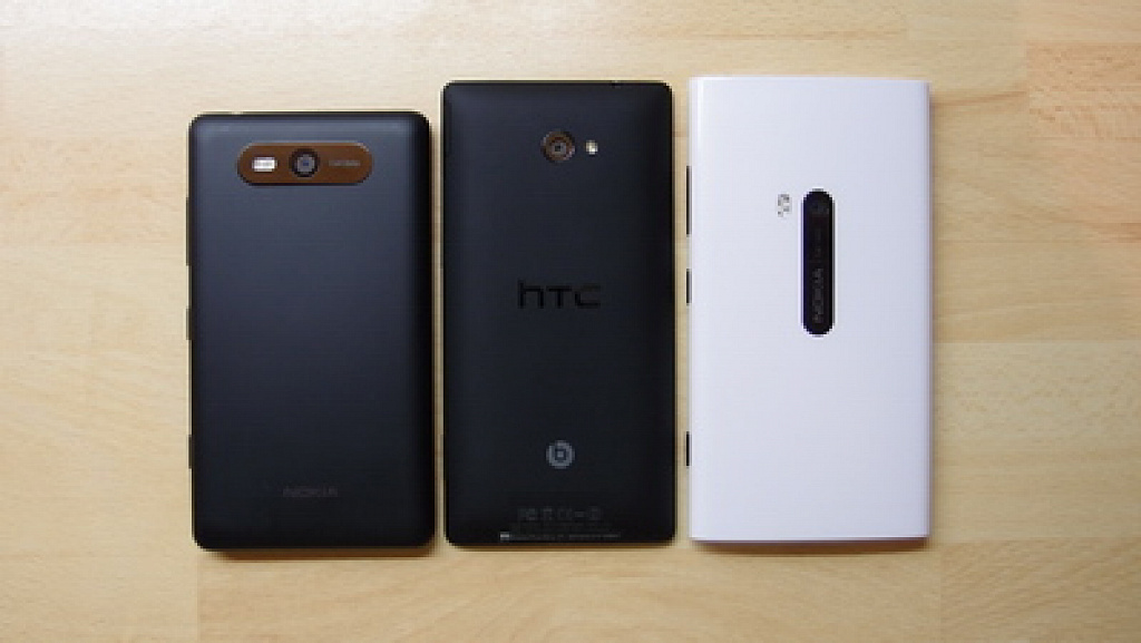 Nokia Lumia 820