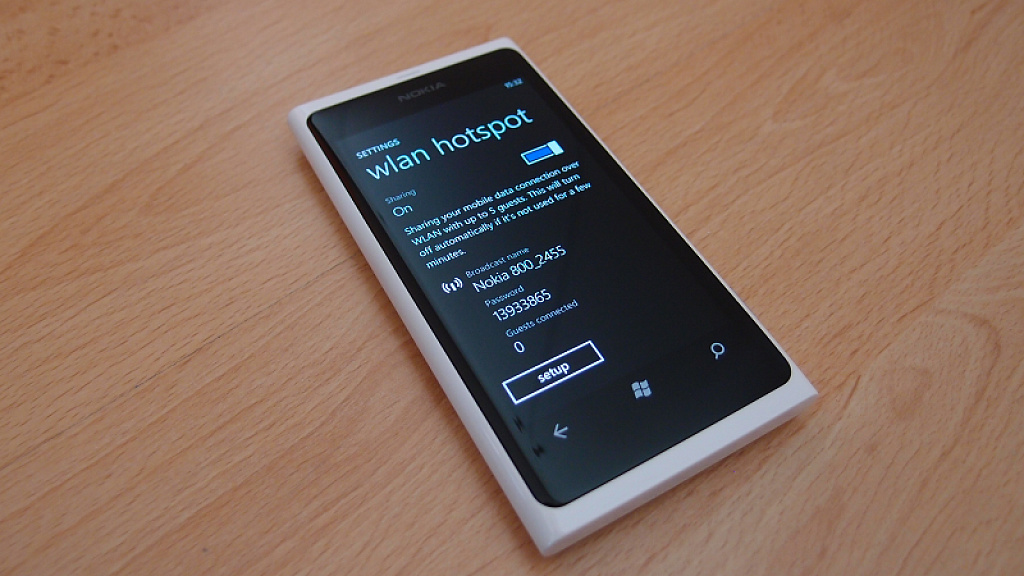 Nokia Lumia 800 Wifi Hotspot
