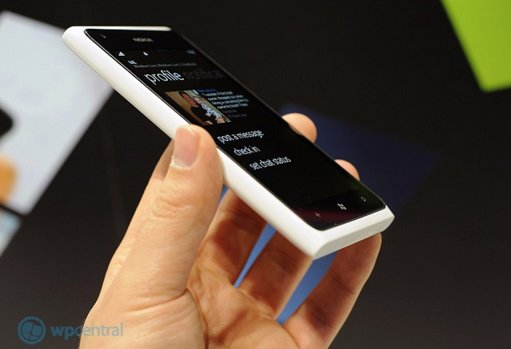 Nokia Lumia 900