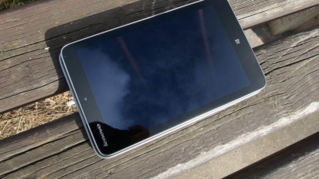 Acer Iconia W4 vs. Lenovo Miix 8 2