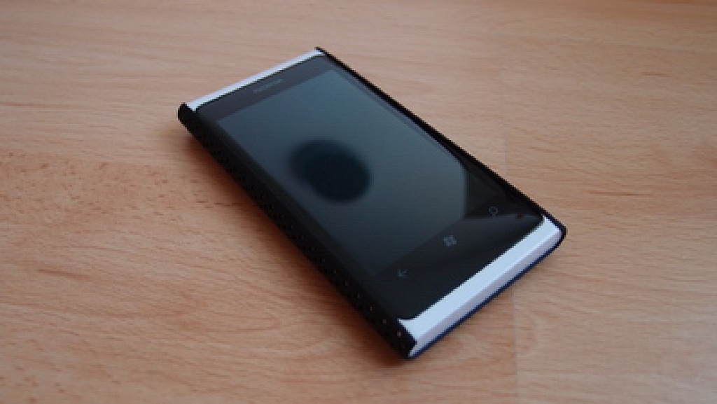 Nokia Lumia 800 originální kryt