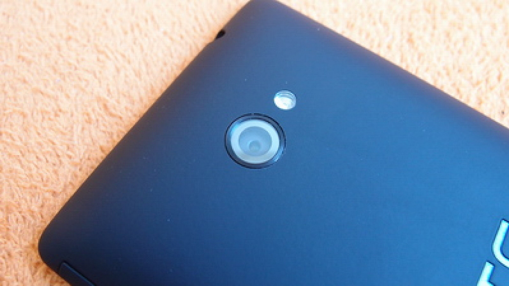 HTC 8X