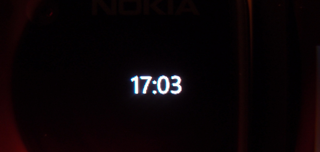 HTC 8X