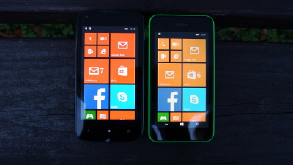 Prestigio MultiPhone 8400 Duo vs. Nokia Lumia 530 Dual