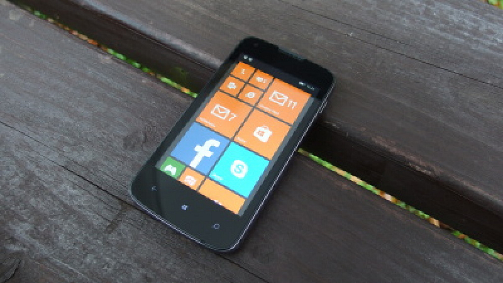 Prestigio MultiPhone 8400 Duo