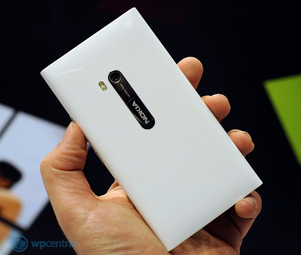 Nokia Lumia 900