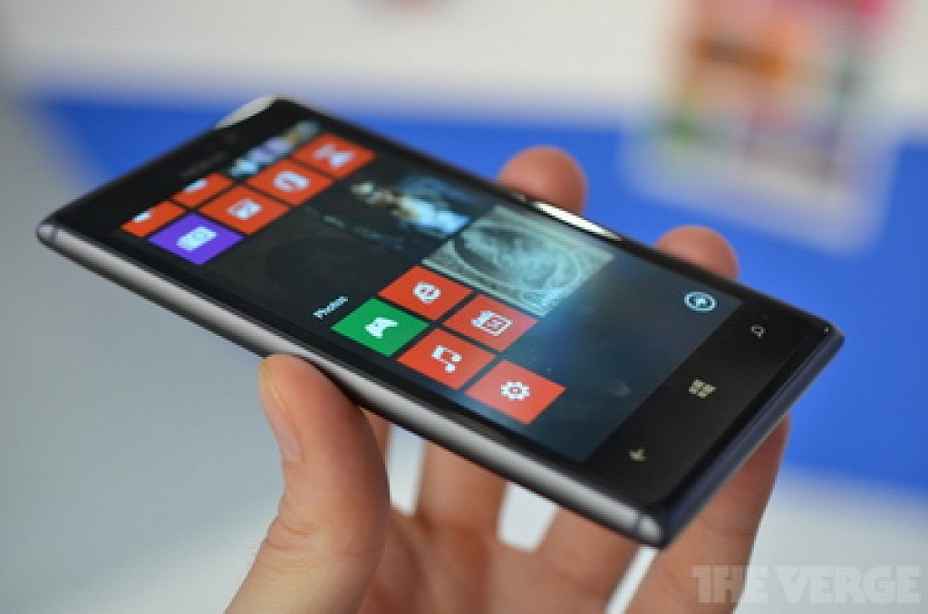 Nokia Lumia 925