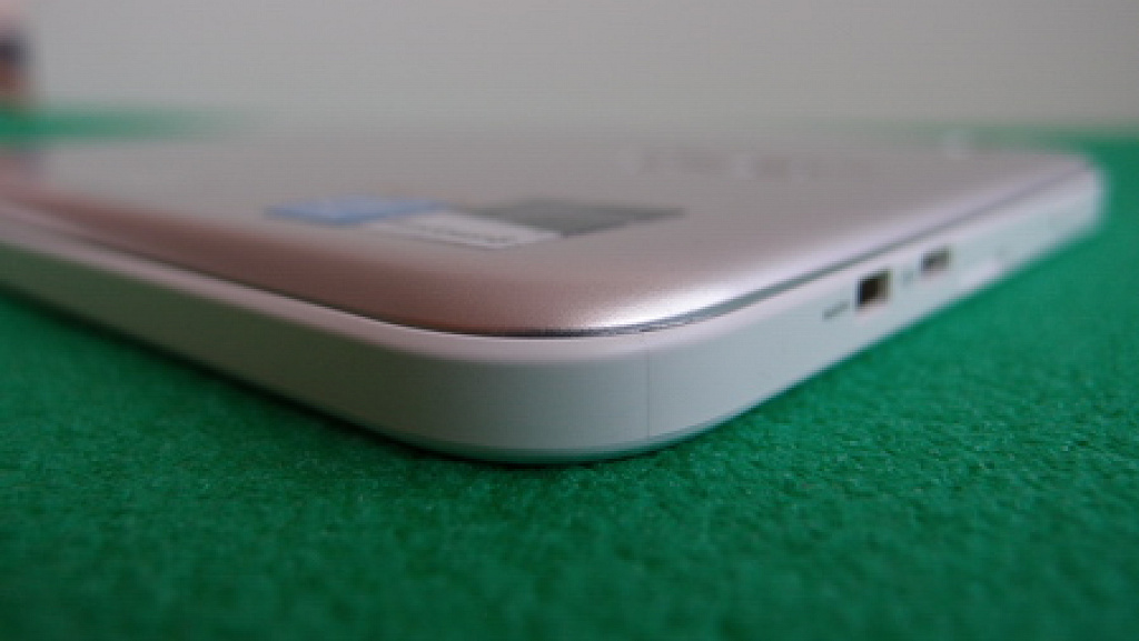 Acer Iconia W3
