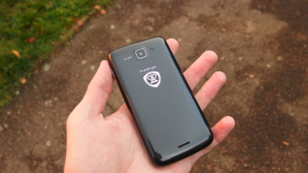 Prestigio MultiPhone 8400 Duo