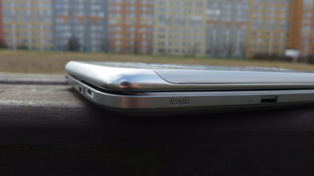 Acer Iconia W4 vs. Lenovo Miix 8 2