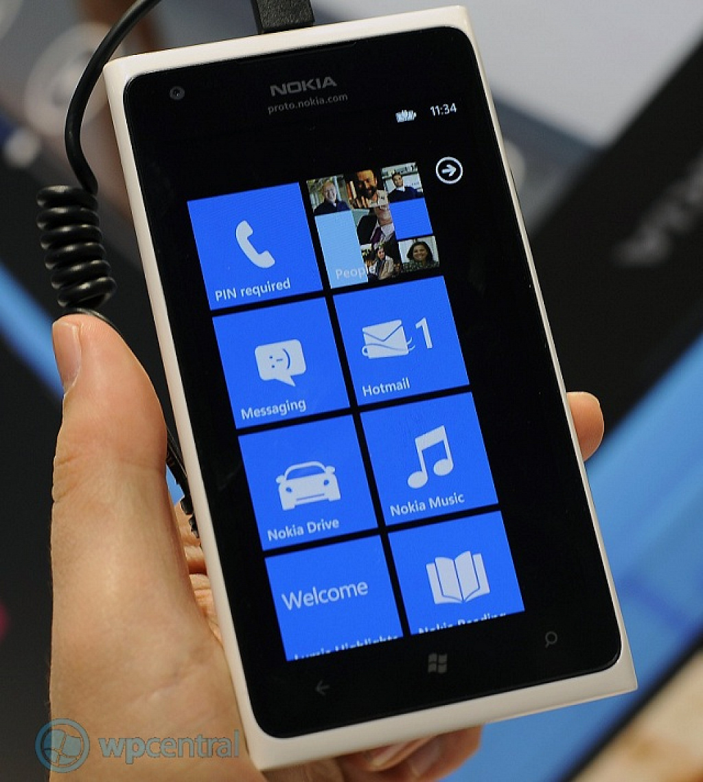 Nokia Lumia 610