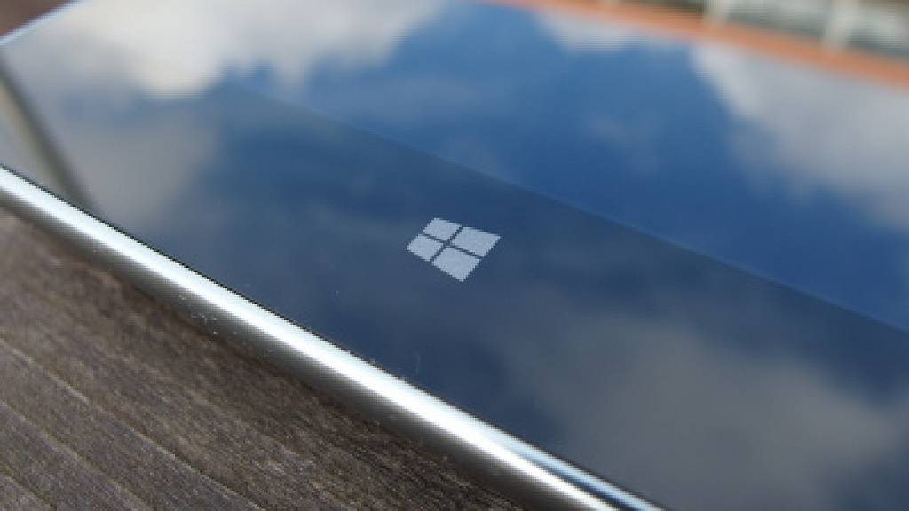Acer Iconia W4 vs. Lenovo Miix 8 2