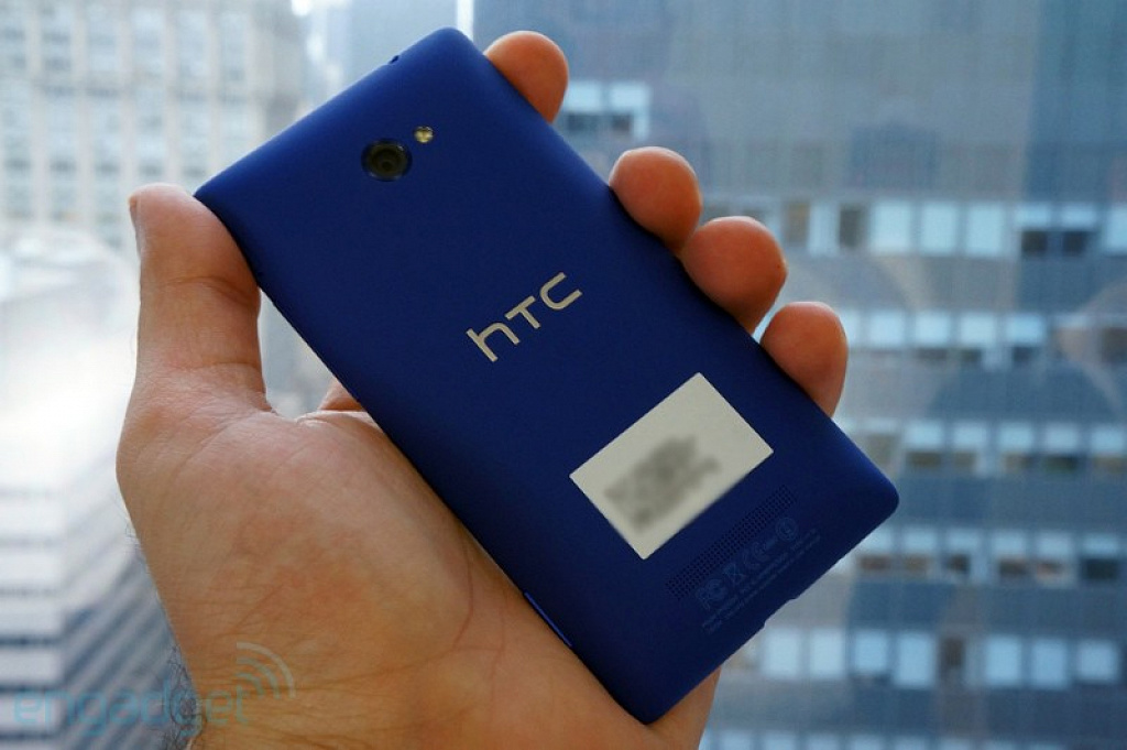 HTC 8X