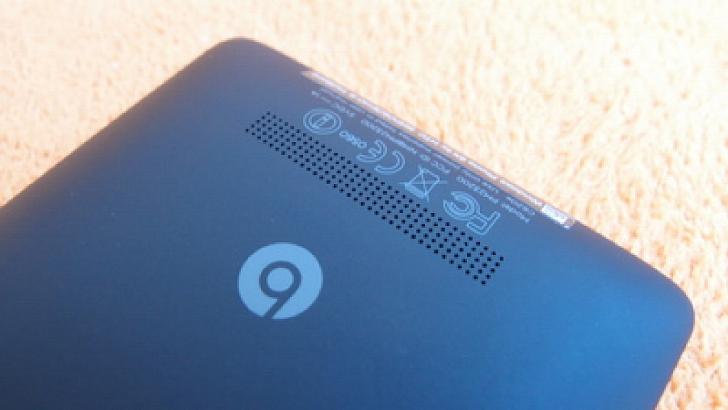 HTC 8X