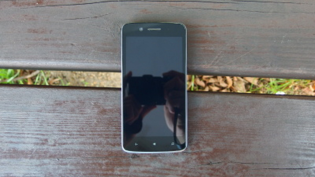 Prestigio MultiPhone 8500 Duo