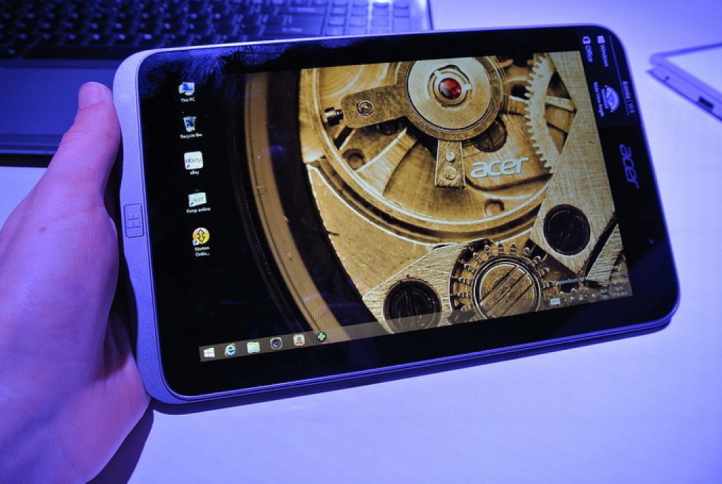 Acer Iconia W4