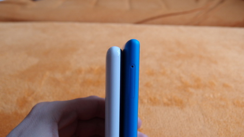 Nokia Lumia 720 vs. 820
