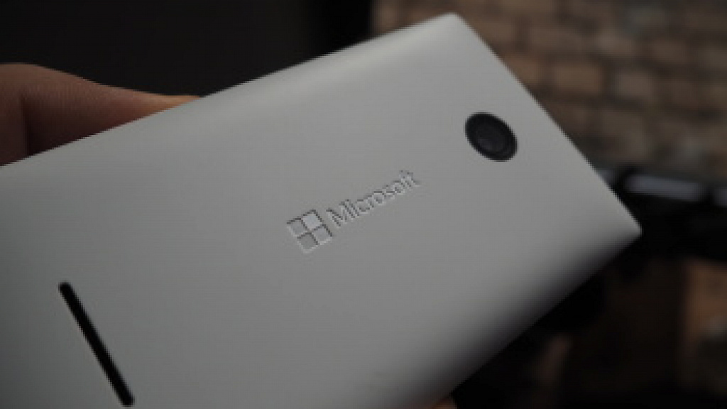 Nokia Lumia 435 a 532