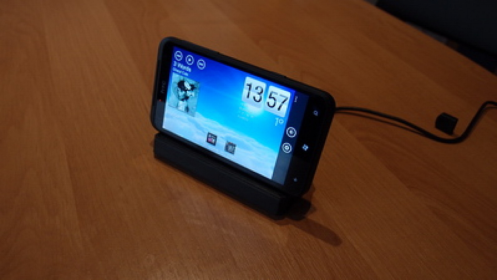HTC Titan cradle