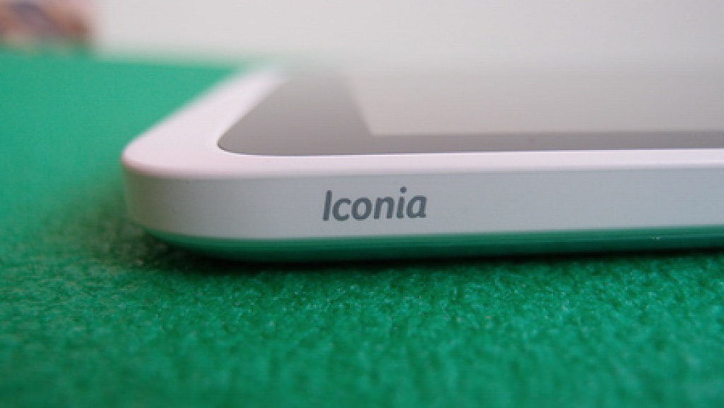 Acer Iconia W3