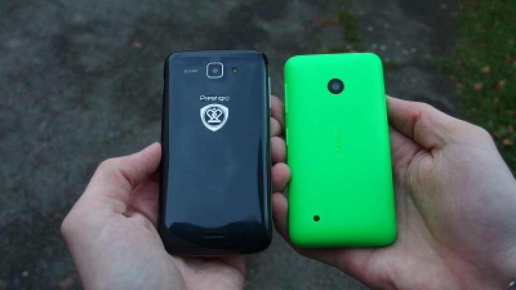 Prestigio MultiPhone 8400 Duo vs. Nokia Lumia 530 Dual